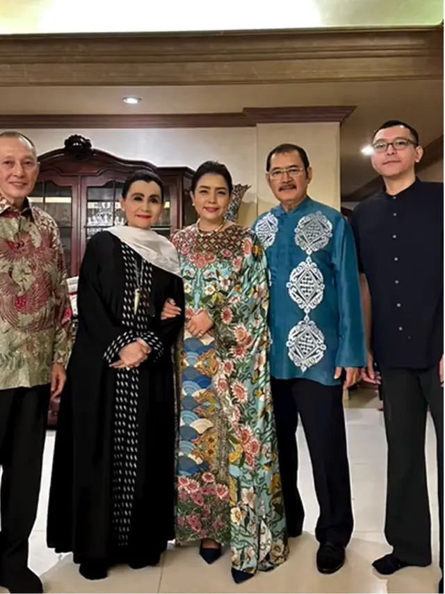 7 Momen Lebaran Mayangsari Bersama Keluarga Besar, Khirani Rayakan di Melbourne