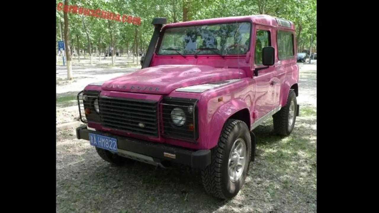 Cuma Di Tiongkok, Land Rover Defender Dikelir Kemayu