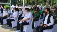Wali Kota Bogor Bima Arya bersama Menteri Perhubungan (Menhub) Budi Karya Sumadi. (Liputan6.com/Achmad Sudarno)