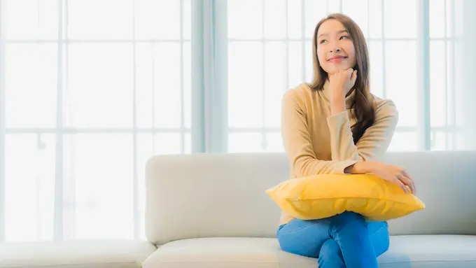 wanita agustus bertahan sabar