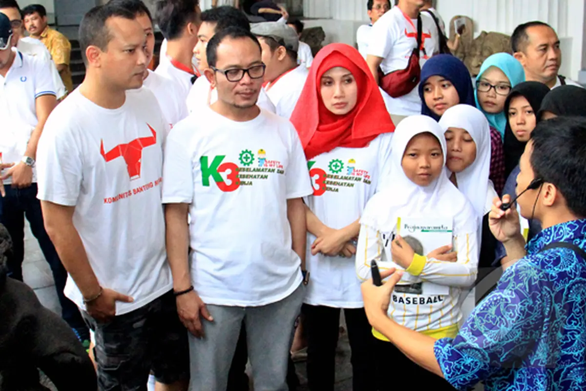 Menteri Hanif Kunjungi Museum Bareng Anak Yatim