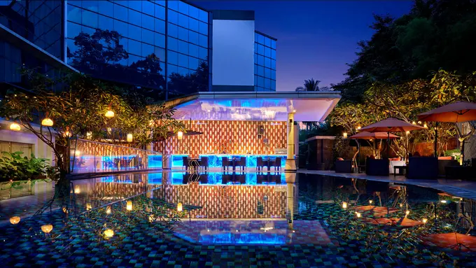 Spot Santai Baru di Jakarta dengan Nuansa Pool Bar yang Bikin Rileks