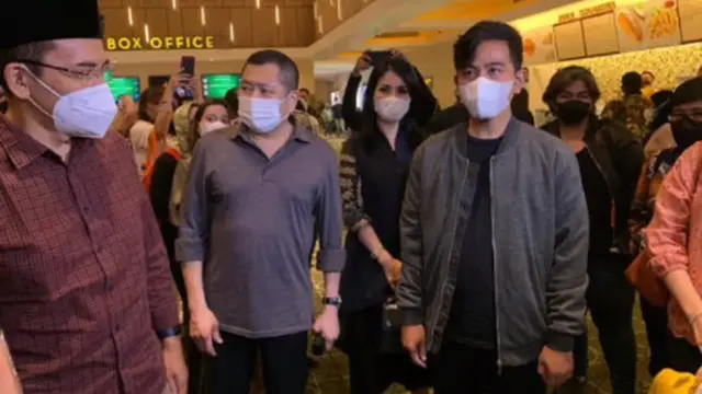 6 Potret Hary Tanoe Nonton Film Srimulat, Ajak Masyarakat Saksikan Karya Anak Bangsa