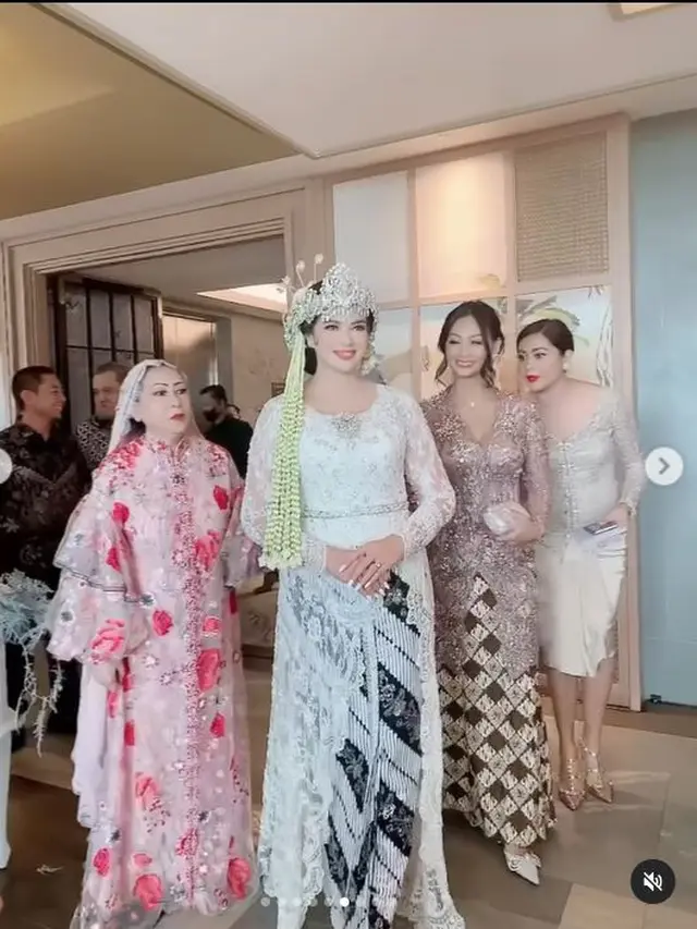 7 Momen Pernikahan Catherine Wilson dan Idham Masse, Mahar Emas 100 Gram