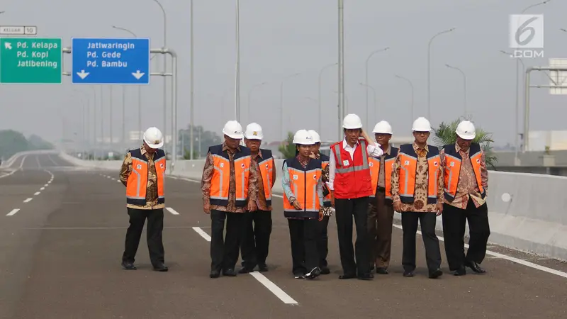 Jokowi Resmikan Tol Becakayu