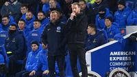 Sementara itu, Brighton kembali mencatatkan rekor buruk. Anak asuh Graham Potter secara berturut-turut mengalama tujuh kali kekalahan dan sepuluh kali tanpa kemenangan. The Seaguls kini menduduki peringkat ke-13 klasemen sementara Liga Inggris. (AFP/Glyn Kirk)