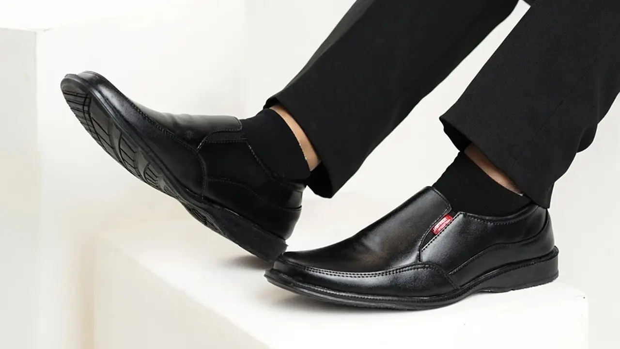 Sepatu Pantofel Pria