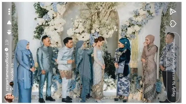 10 Potret Kebersamaan Reza Artamevia dan Angelina Sondakh di Lamaran Aaliyah dan Thariq