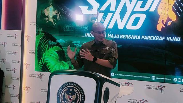 Menparekraf Sandiaga Uno dalam The Weekly Brief with Sandi Uno, Rabu, 10 Januari 2024