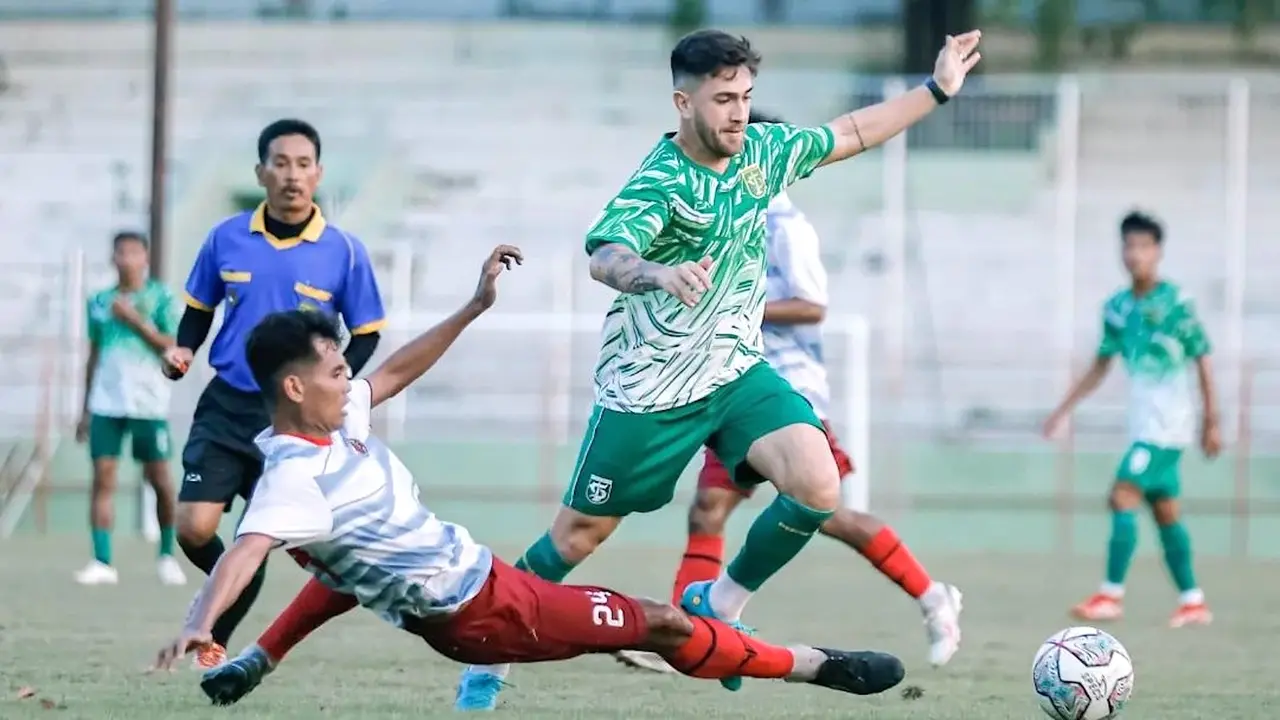 Persebaya Surabaya vs Putra Delta Sidoarjo