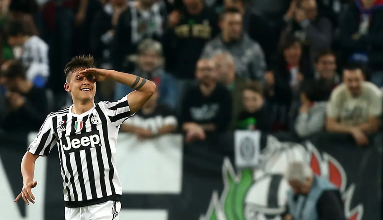 Paulo Dybala mencetak dua gol saat Juventus menaklukkan Lazio 3-0 pada lanjutan Serie A di Stadion Juventus, Turin, Kamis (21/4/2016) dini hari WIB. (AFP/Marco Bertorello)