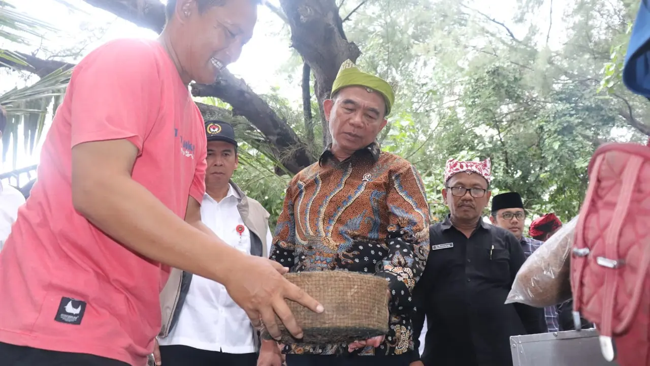 Menko PMK Muhajri Effendy mengunjungi destinasi wisata Bansring Under Water di Banyuwangi (Istimewa)