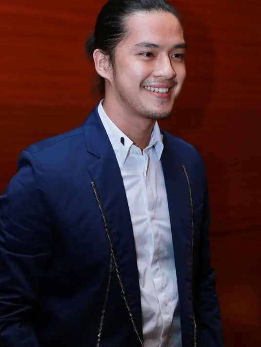 Tahun kemudian pria kelahiran Singkawang, 25 Mei 1990 ini mengundurkan diri dari grup vokal yang membesarkan namanya itu. (Galih W. Satria/Bintang.com)