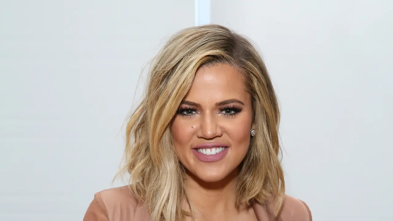 [Bintang] Tristan Thompson dan Khloe Kardashian