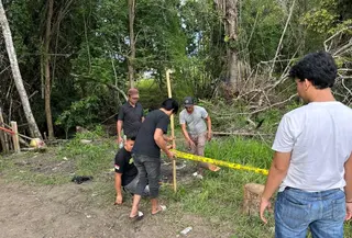 Personel Brimob diamankan terkait kasus penembakan warga. (Antara)