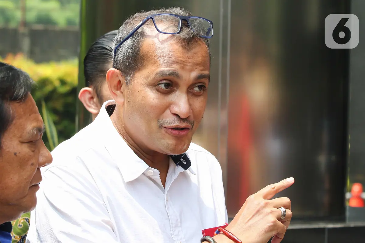 Wamenkumham Edward Omar Sharif Hiariej Sambangi KPK terkait Klarifikasi Dugaan Gratifikasi Rp 7 Miliar