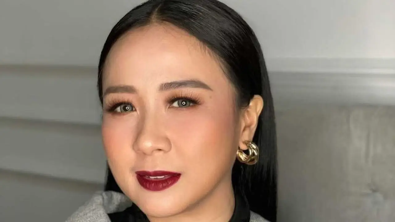 Astrid Sartiasari alias Astrid Basjar.