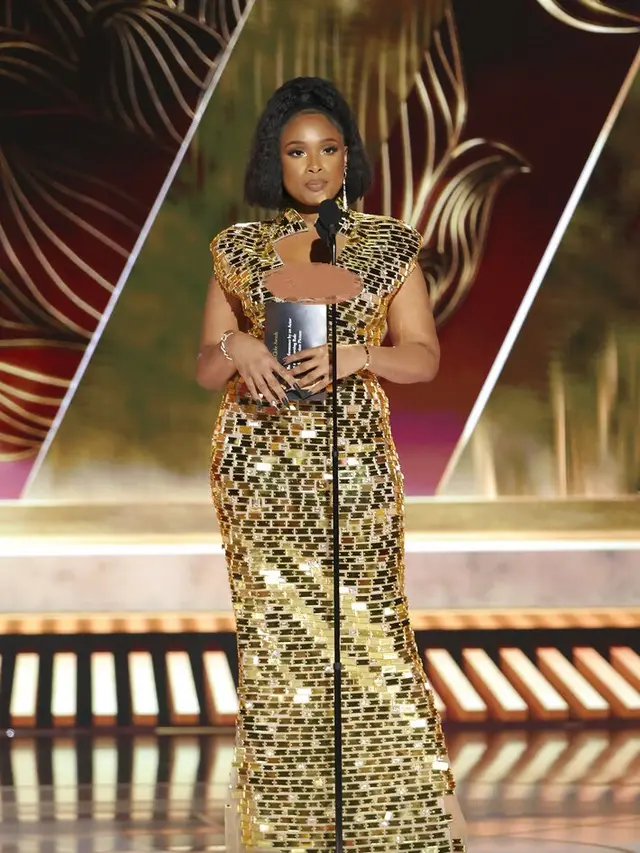 Jennifer Hudson dalam Golden Globes 2023. (Rich Polk/NBC via AP)