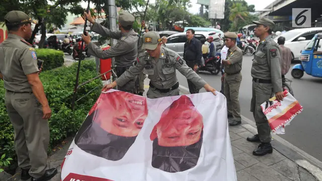 Diduga Langgar Aturan Pemilu, Spanduk Kampanye Parpol Ditertibkan