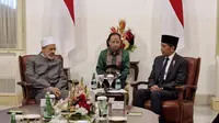 Presiden Joko Widodo atau Jokowi menerima kunjungan Grand Syekh Al-Azhar, Imam Akbar Ahmed Al Tayeb di Istana Merdeka, Jakarta, Selasa (9/7/2024).(Liputan6.com/ Lizsa Egeham)