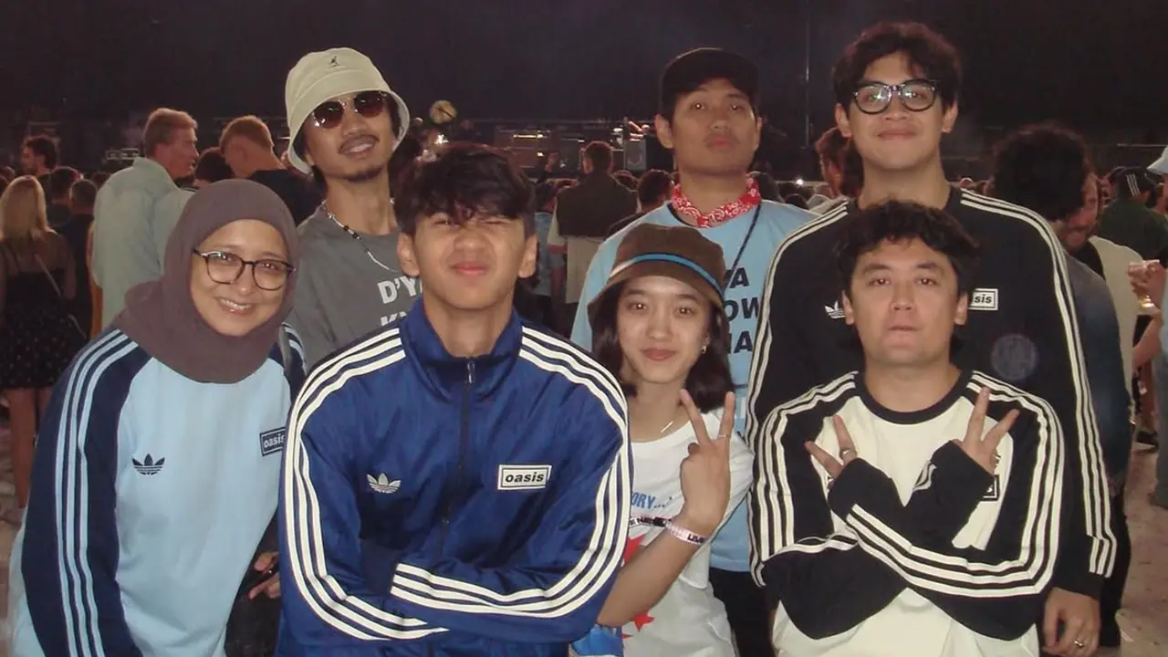 5 Potret Duta Sheila On 7 Nonton Konser OASIS di Australia, Kompak Bareng Keluarga
