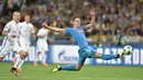 Penampilan apik Arkadiusz Milik bersama Napoli membuatnya telah mencetak tiga gol dan masuk dalam jajaran pencetak gol terbanyak Liga Champions 2016-2017. (AFP/Sergei Supinsky)