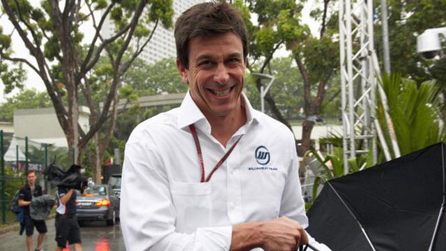 toto-wolff-130121-logo.jpg