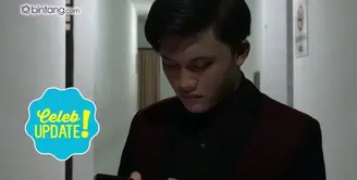 Rizky Febian baru saja merilis single keduanya yang berjudul Penantian Berharga. Meski tidak menciptakan sendiri, lagu ini punya beberapa hal yang membuat Rizky jatuh cinta. 