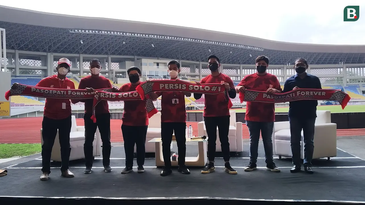 Persis Solo
