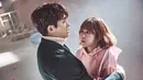 Drama Korea kerap dijadikan pilihan oleh banyak orang untuk menghilangkan rasa penat. Tak hanya bertema romantis, akan tetapi banyak juga drama yang bertema komedi. Ini 7 drakor yang siap mengocok perut Anda. (Foto: soompi.com)