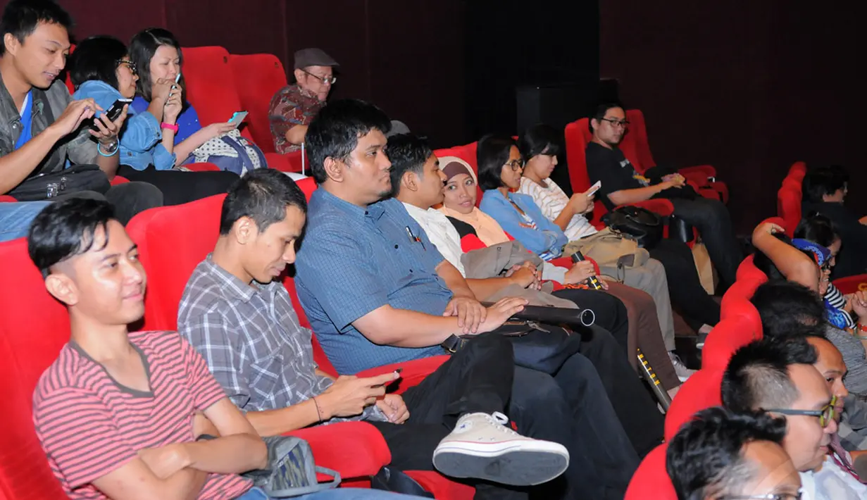Film The Equalizer berhasil menguji adrenalin para penonton yang menyaksikan Screening film berdurasi 2,5 jam tersebut, Jakarta, (23/9/14). (Liputan6.com/Faisal R Syam)