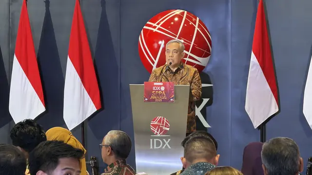 Direktur Pengawasan Transaksi dan Kepatuhan BEI, Kristian S. Manullang, dalam SPPA Award 2025, di Main Hall BEI, Jakarta, Senin (13/4/2026). (Foto: Liputan6.com/Tira Santia)