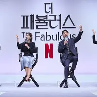 Para bintang drakor The Fabulous Chae Soo Bin, Choi Min Ho, Lee Sang Woon, Park Hee Jung di konferensi pers serial The Fabulous. (Foto: Netflix Indonesia)