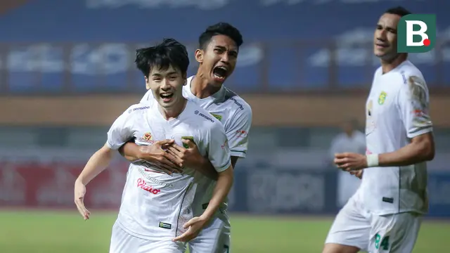 Foto: Plot Twist Aji Santoso Berhasil, Taisei Marukawa Tampil Aduhai saat Persebaya Kalahkan PSS di BRI Liga 1