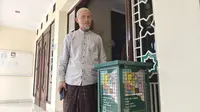 Kotak amal untuk yatim piatu dan dhuafa yang dicuri saat tersimpan di dalam Masjid Jami Daarul Muttaqin, Jalan Camar 1, Depok Jaya, Pancoran Mas, Kota Depok. (Liputan6.com/Dicky Agung Prihanto)