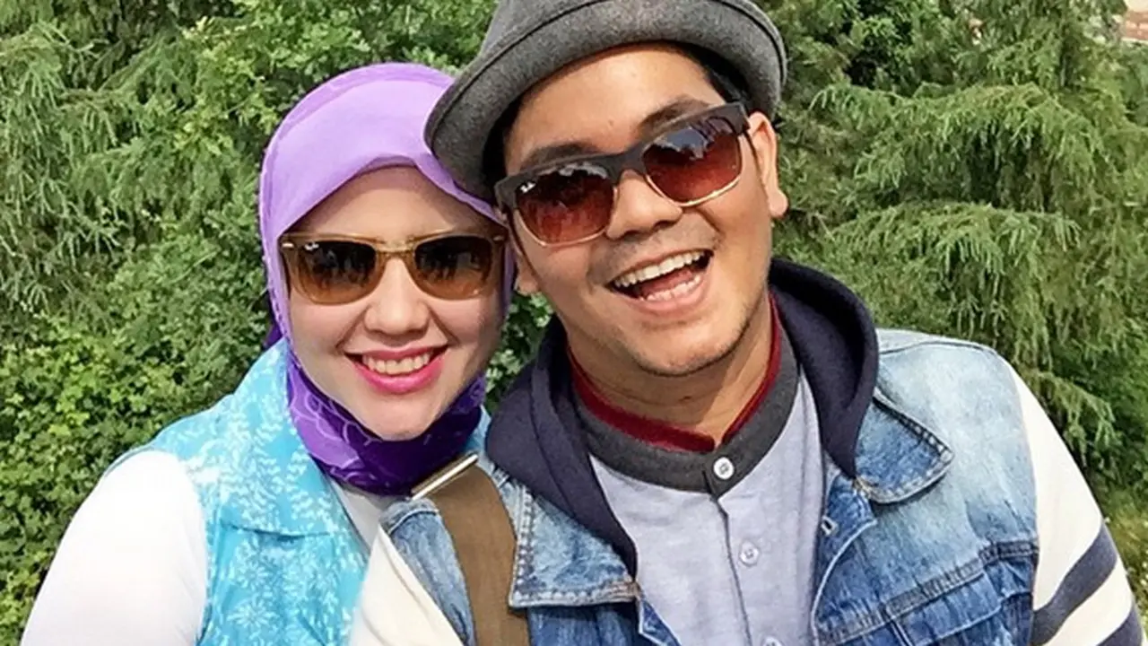 Indra Bekti dan  Aldilla Jelita