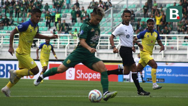 FOTO Thoriq Alkatiri Pimpin Pertandingan