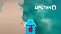 Dua sungai di Shuifu, Yunnan, China, bertemu dalam satu aliran tetapi airnya tetap terlihat terpisah. Fenomena musiman ini menciptakan pemandangan bak simbol yin-yang yang unik dan memukau.