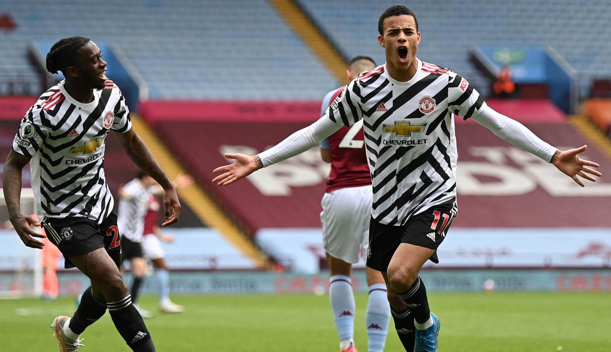 MU tak butuh waktu lama untuk bisa membalikkan kedudukan. Pada menit ke-56, mereka bisa mencetak satu gol lagi melalui Mason Greenwood setelah mendapat umpan dari Bissaka. (Foto: AFP/Pool/Shaun Botterill)