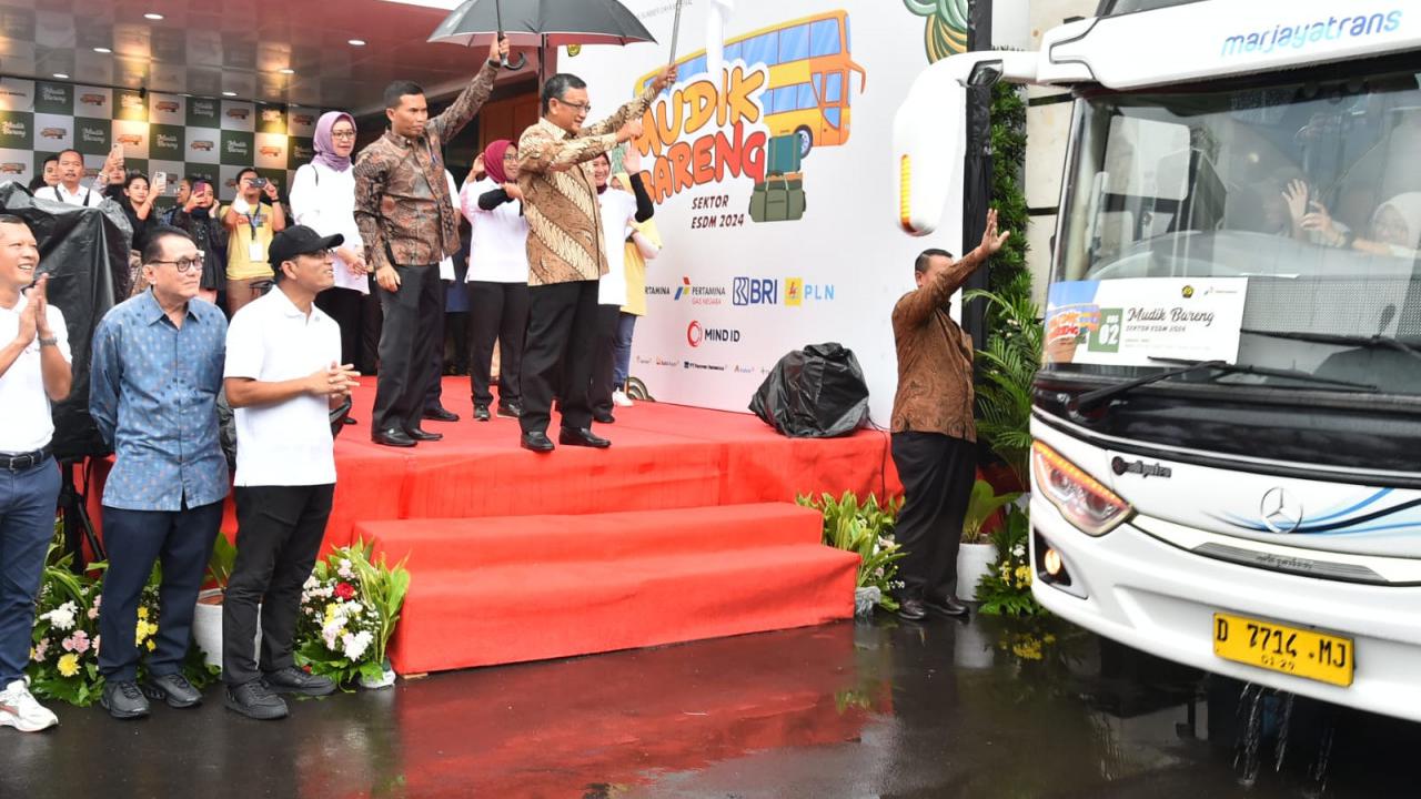 Mudik Bersama Sektor ESDM, Menteri Arifin Tasrif Lepas 1.247 Pemudik Tujuan Pulau Jawa dan Sumatera