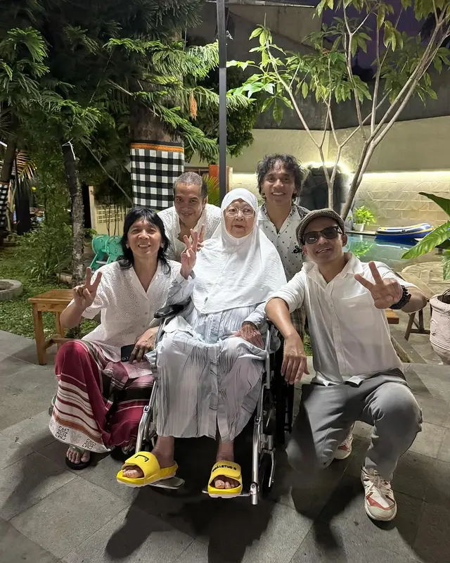 Bimbim Slank ungkap keinginan terakhir Bunda Iffet yang sederhana tapi mengharukan