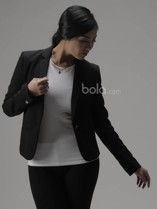 Tetapi Venilia Agik tak mau berpuas diri, mojong kelahiran Samarinda itu bertekad untuk terus memperbaiki kemampuannya. (Bola.com/Vitalis Yogi Trisna)