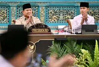 Presiden Prabowo Subianto saat memimpin sidang kabinet paripurna di Istana Negara Jakarta, Jumat (13/3/2026) (Biro Pers)