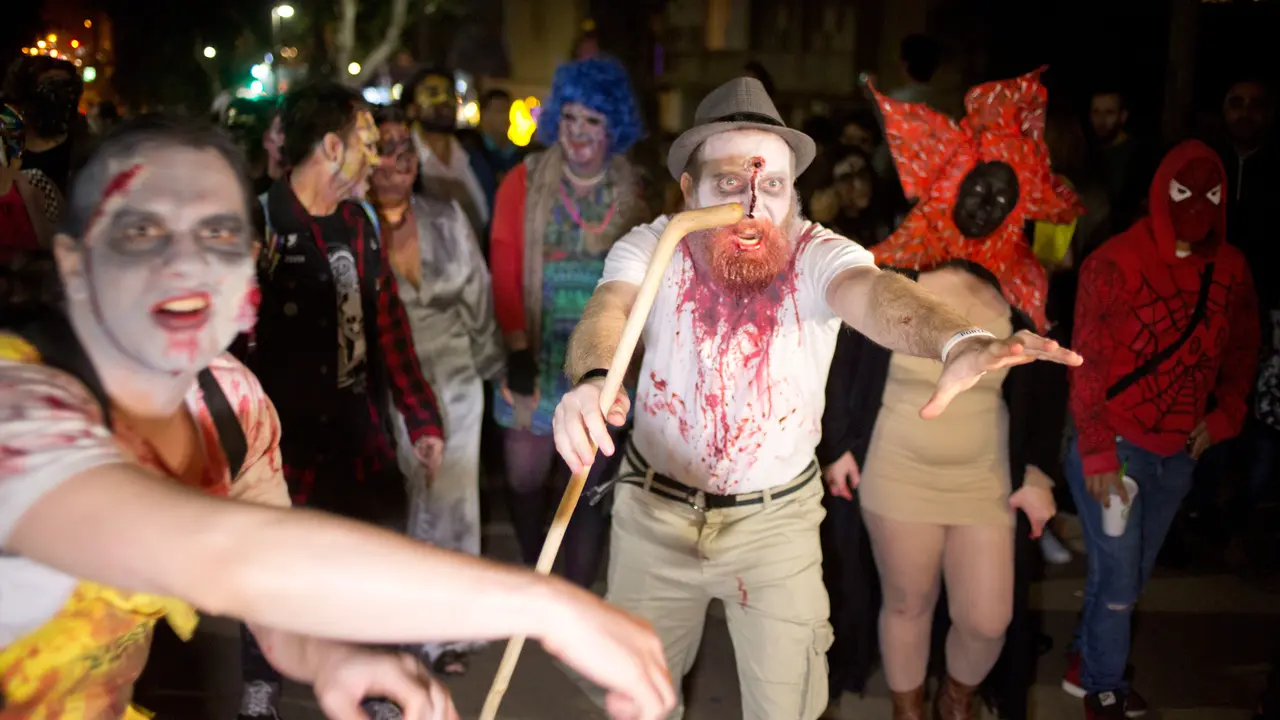 Ratusan Zombie Berkeliaran di Tel Aviv Saat Rayakan Hari Purim