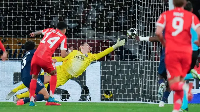 Foto: Laga Super Sengit di Semifinal Liga Champions, PSG Susah Payah Taklukkan Bayern