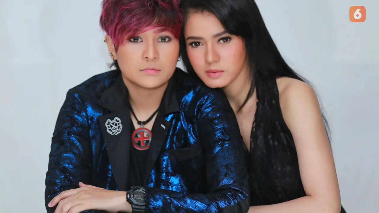 [Bintang] Mitha dan DJ Citra -Black Champagne-