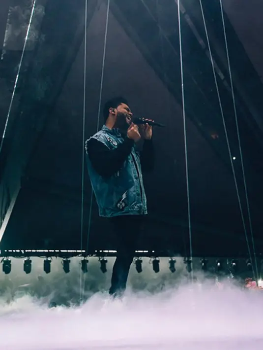 Seorang sumber mengatakan beberapa keluarga Selena pun percaya bahwa saat ini ia selalu berusaha agar ia bisa mengandung anak dari pacarnya tersebut. (Instagram/theweeknd)