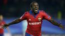 Seydou Doumbia. Striker Pantai Gading kelahiran 31 Desember 1987 ini ada di urutan ke-4 dengan mencetak 19 gol untuk 3 klub, CSKA Moscow, Basel dan Sporting Lisbon. Saat ini masih aktif bermain untuk klub Malta, Hamrun Spartan. (AFP/Alexander Nemenov)