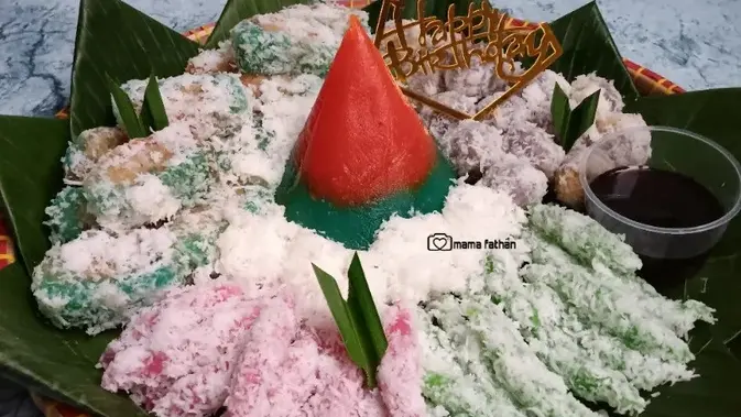 Tumpeng Jajanan Pasar Merdeka: Cita Rasa Unik Tujuh Belasan