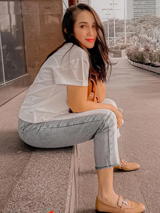 (Instagram/ussypratama)